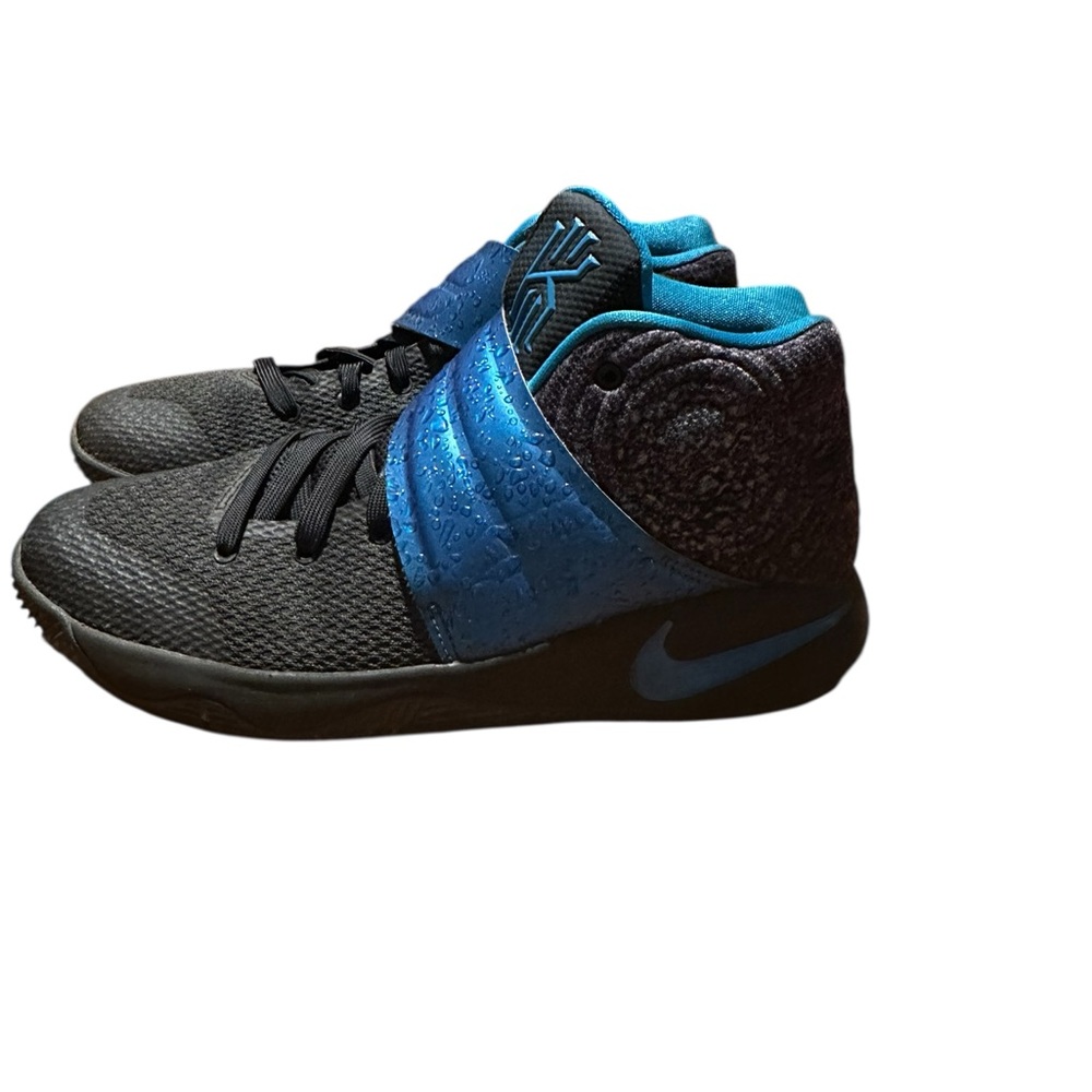 Nike Kyrie 2 (GS) “Wet” 826673-005, US Size 7y